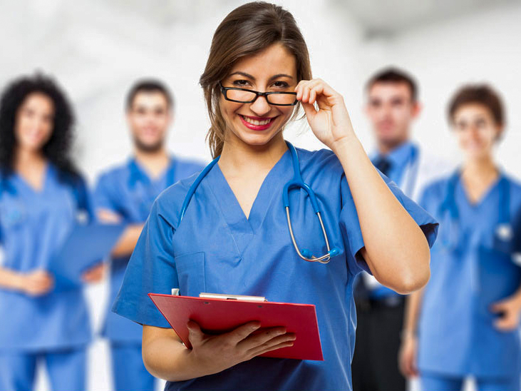Travailler dans le milieu hospitalier : devenir infirmier